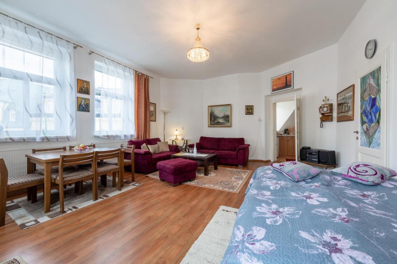 Apartment Kleopatra Карловы Вары Экстерьер фото